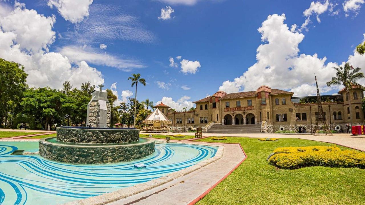 Hotel Catalina Orizaba  Buitenkant foto