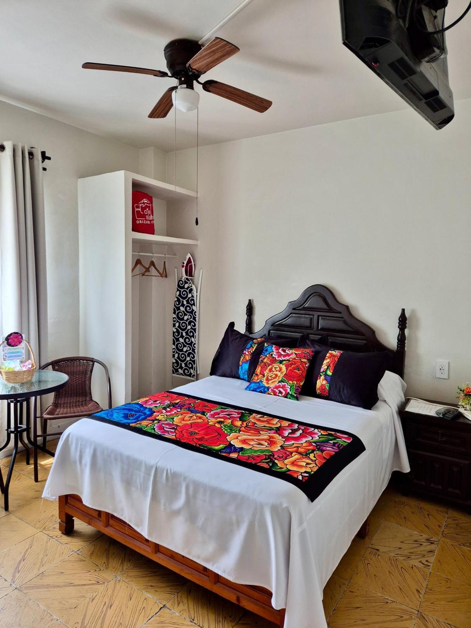 Hotel Catalina Orizaba  Buitenkant foto