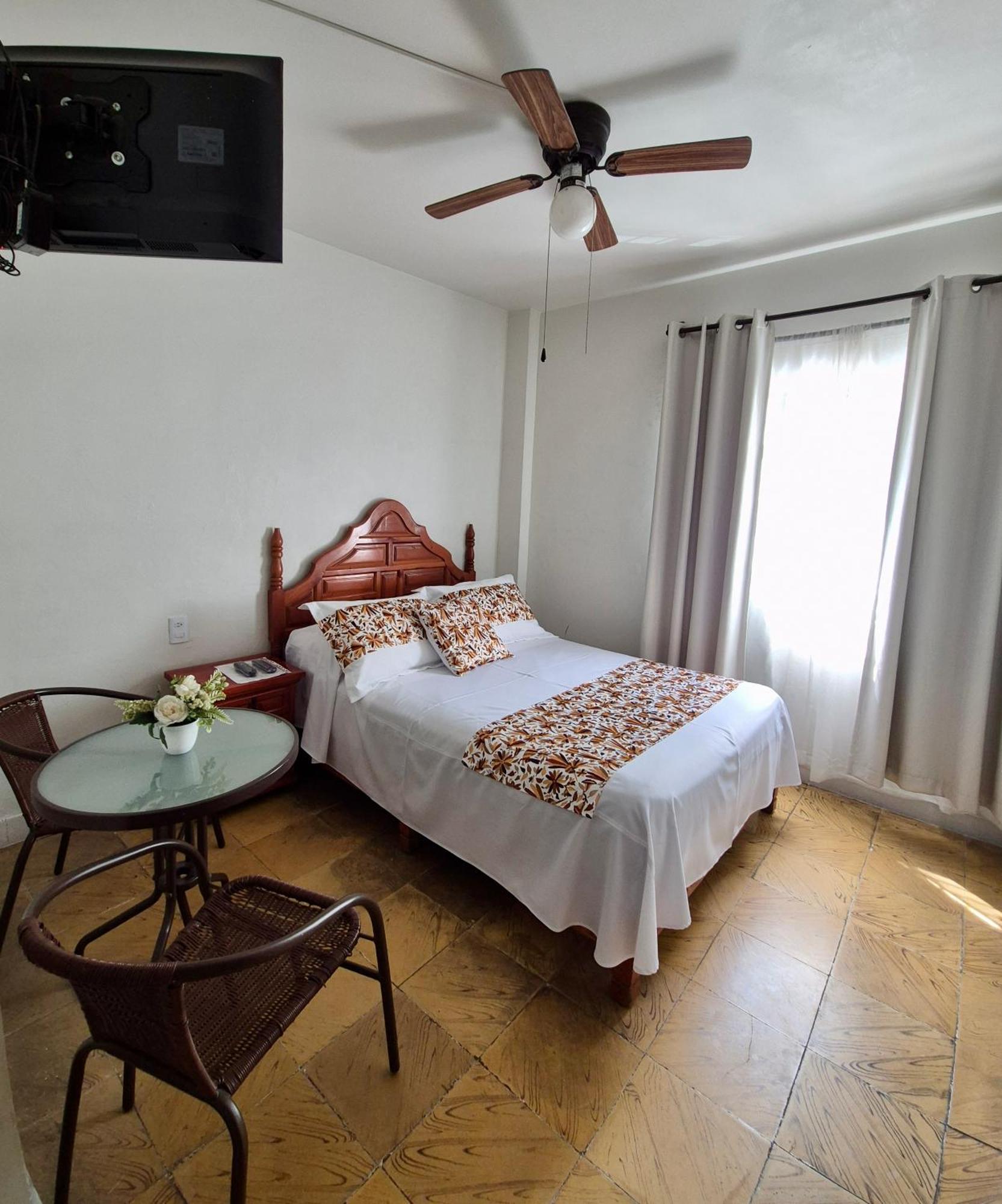 Hotel Catalina Orizaba  Buitenkant foto
