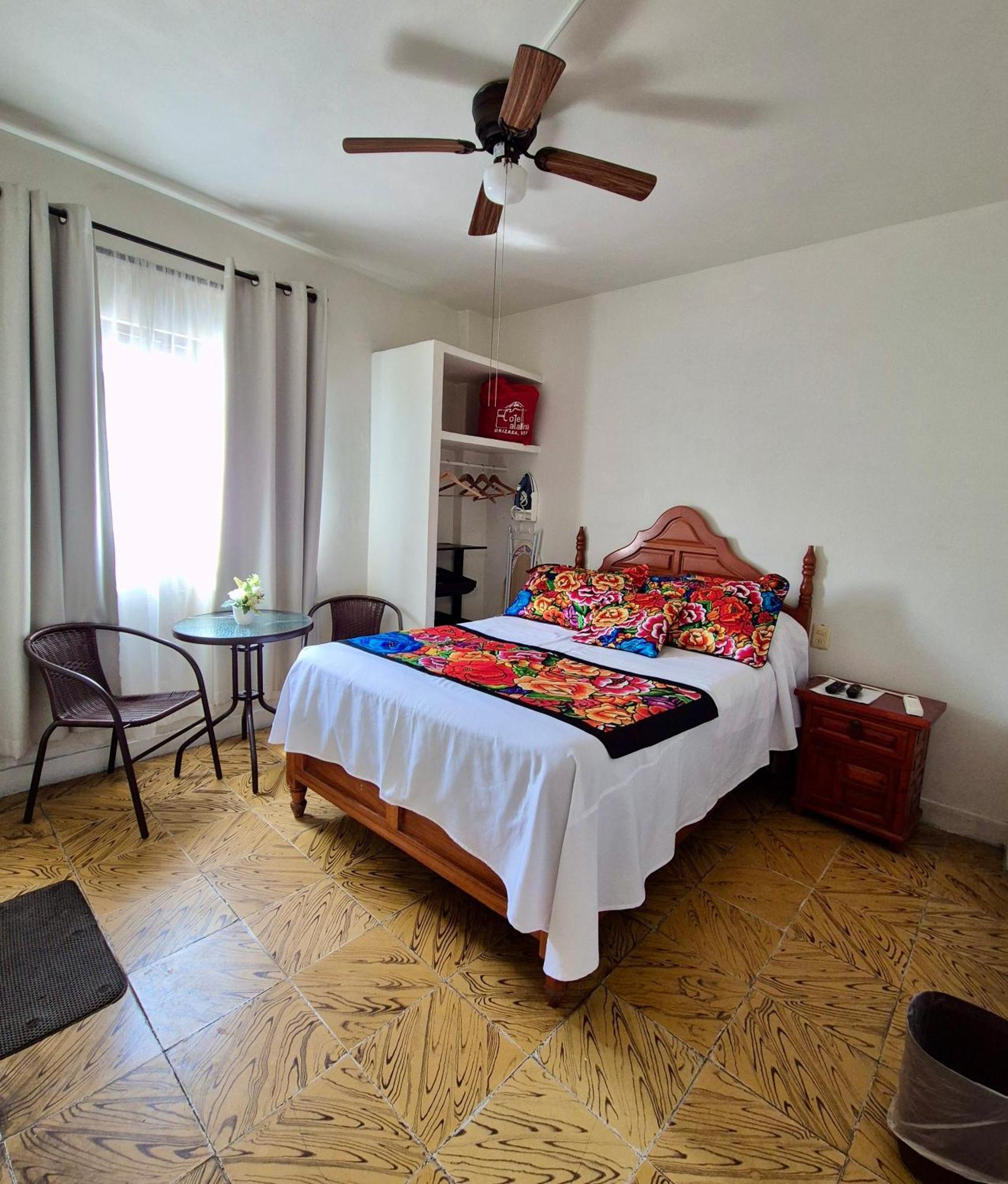 Hotel Catalina Orizaba  Kamer foto